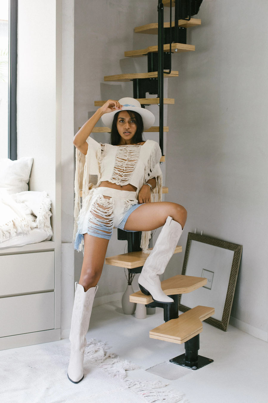 ALAÏA SHORTS + TOP - Image 5